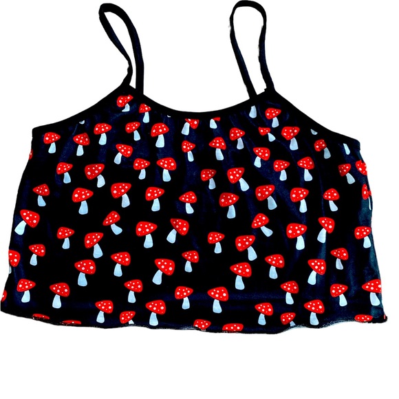 Mushrooms all over crop top - Picture 1 of 2